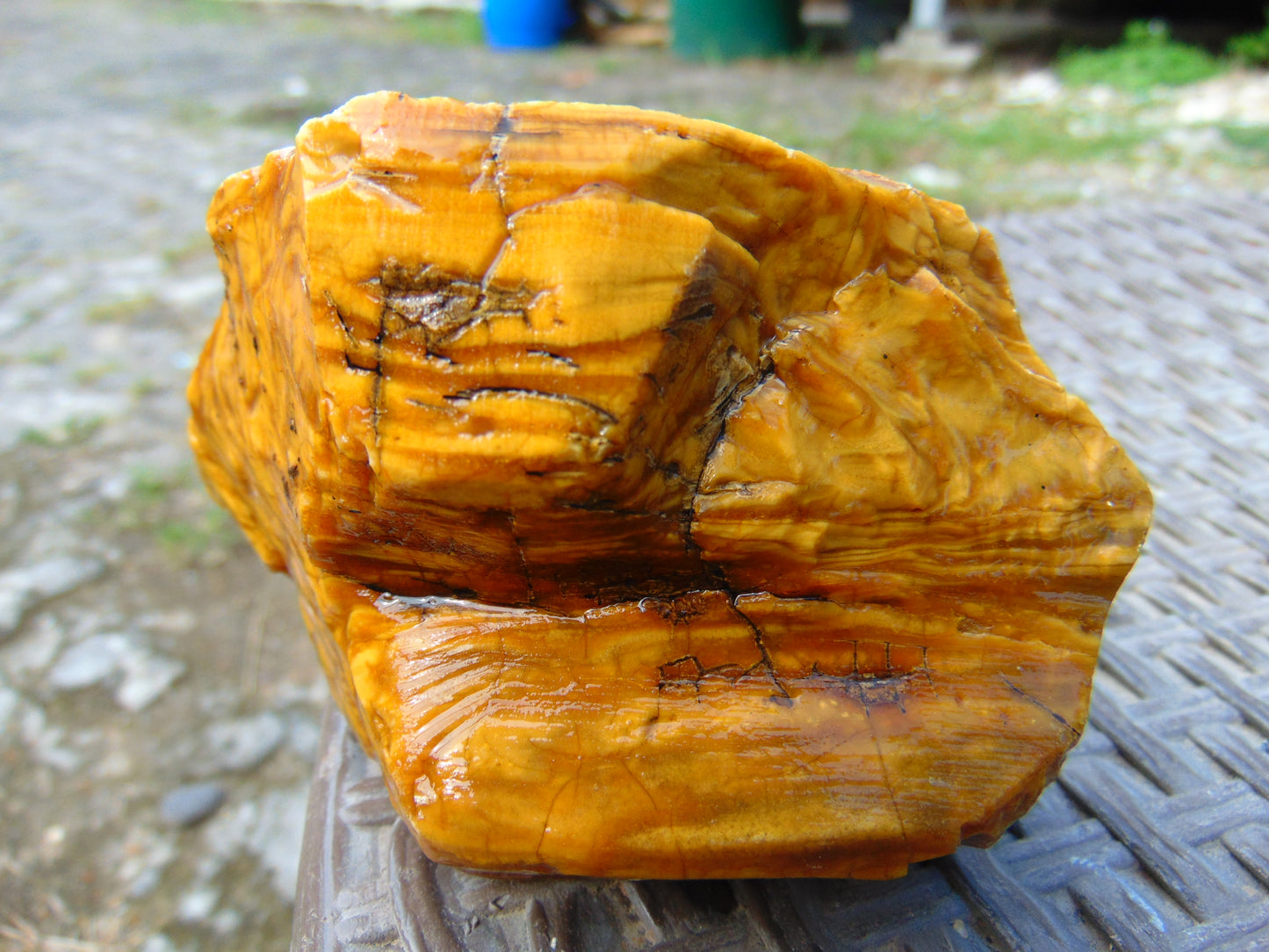 258 gram Polished Indonesia Yellow Fragrance Amber for Healing FK10