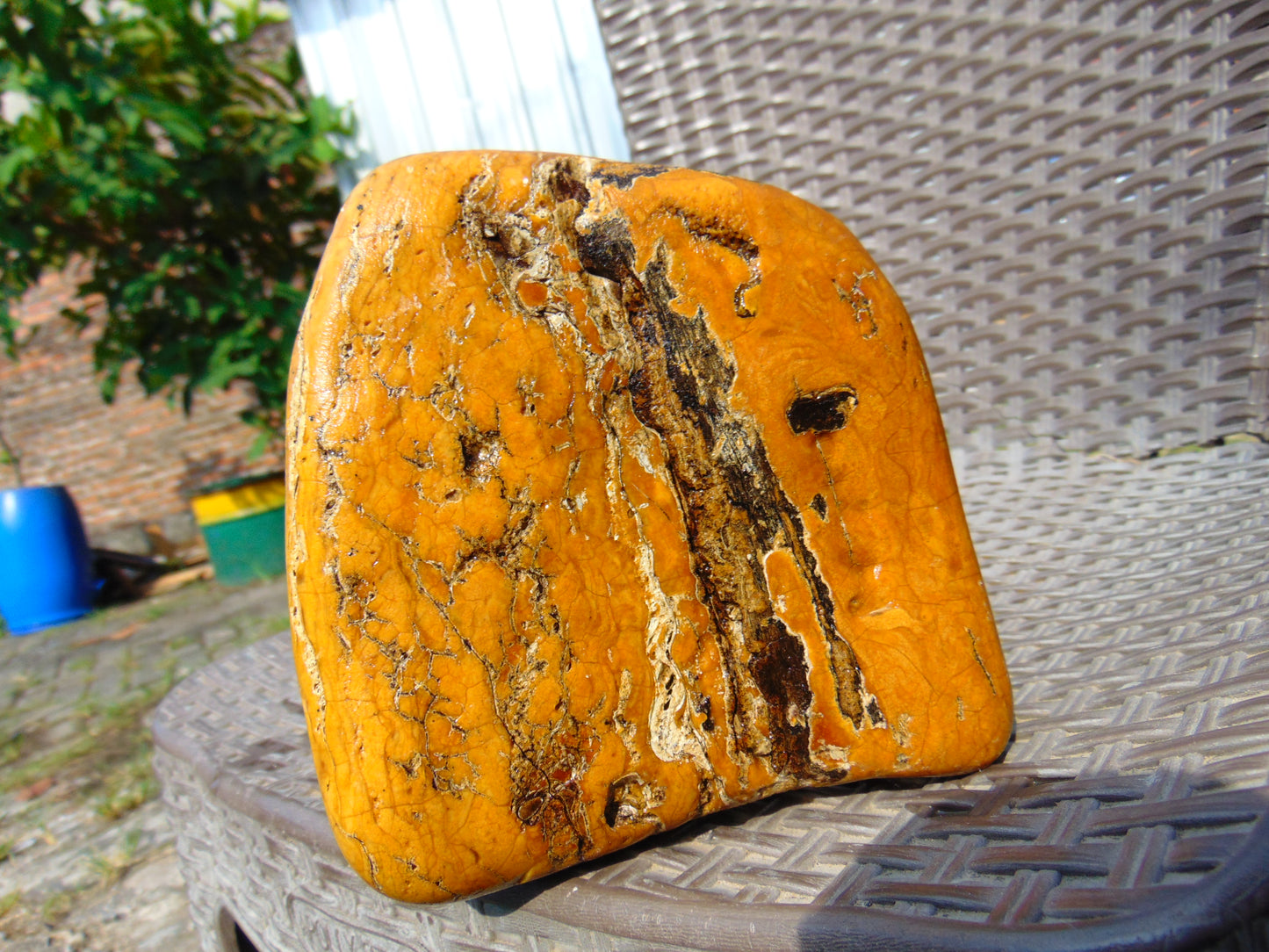 531 gram Polished Indonesia Yellow Fragrance Amber for Healing FK3