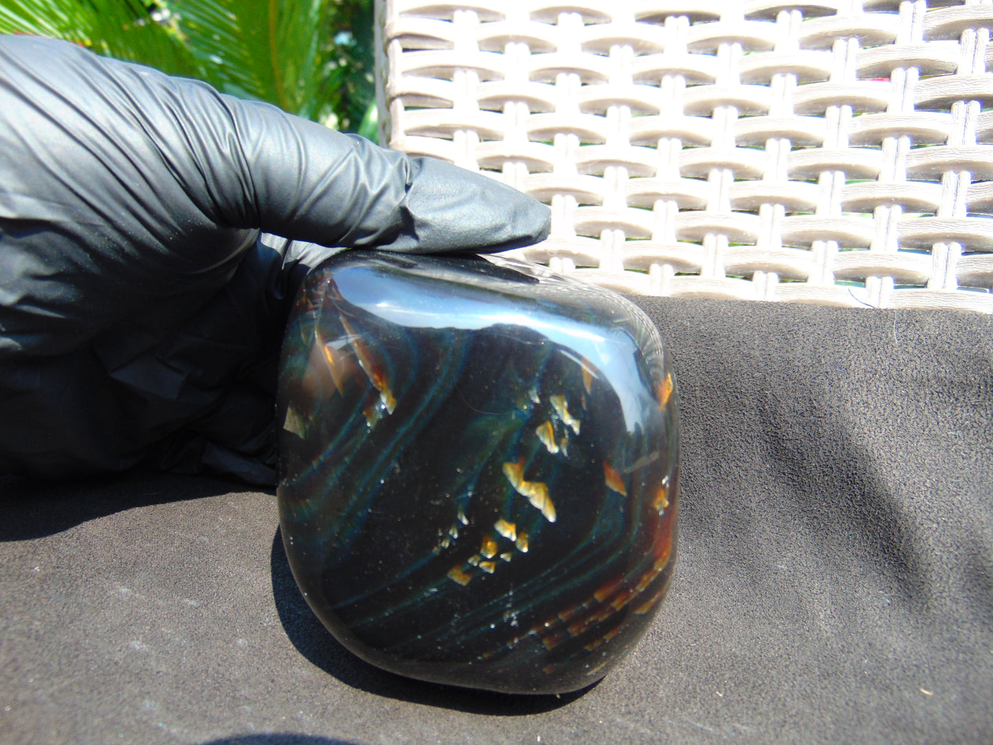 263 gram polished stone 78x71x69 Indonesian Amber for Healing 25A183