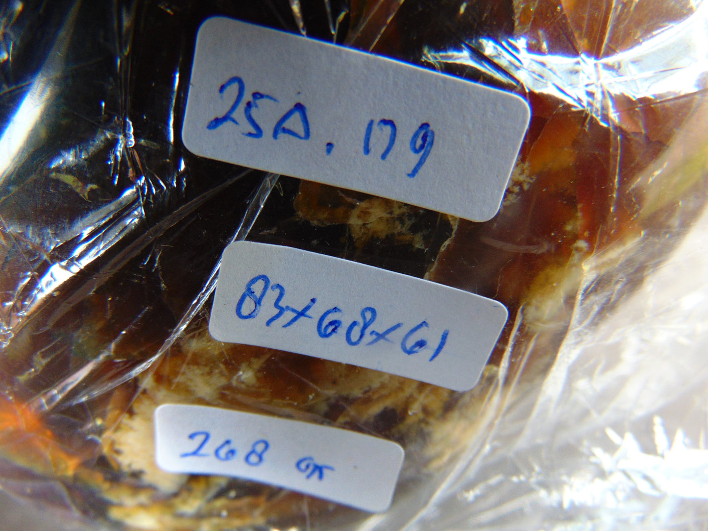 268 gram Polished Stone 83x68x61 Indonesian for Healing 25A179