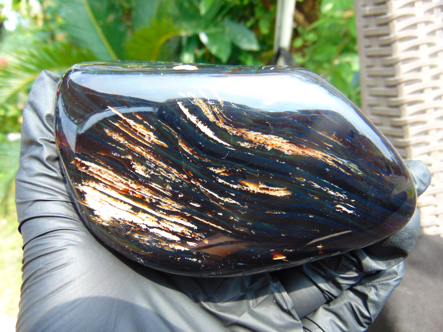 351 gr Polished Stone 121x72x77 Indonesian Blue Amber for Healing 25Y97