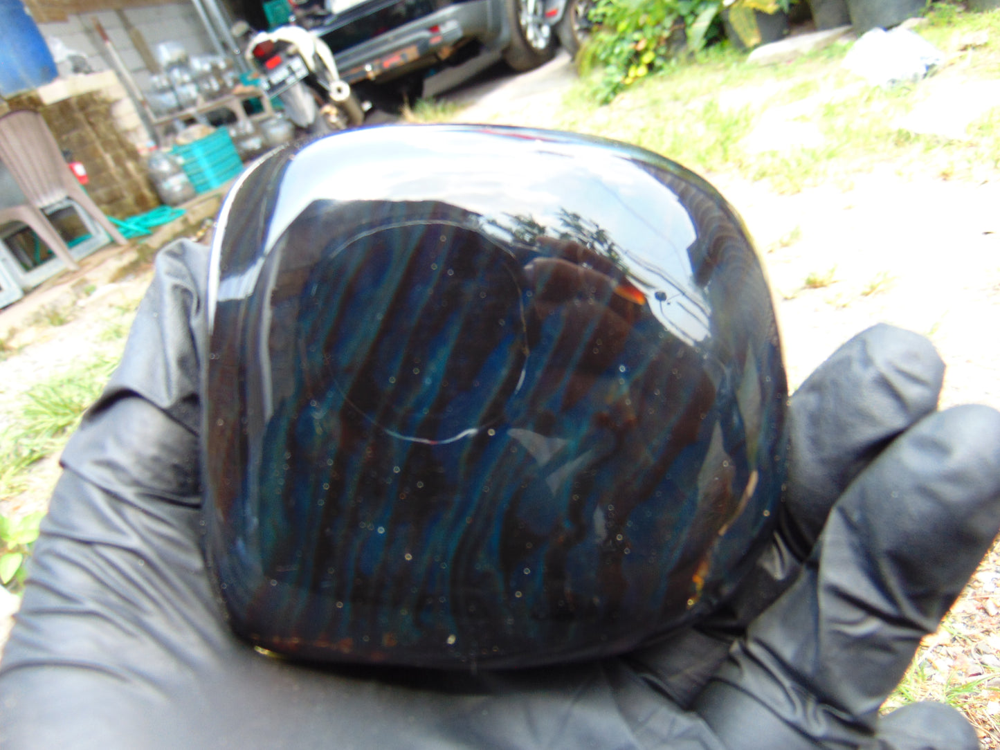 324 gr Polished Stone 83x77x66 Indonesian Blue Amber for Healing 25Y135