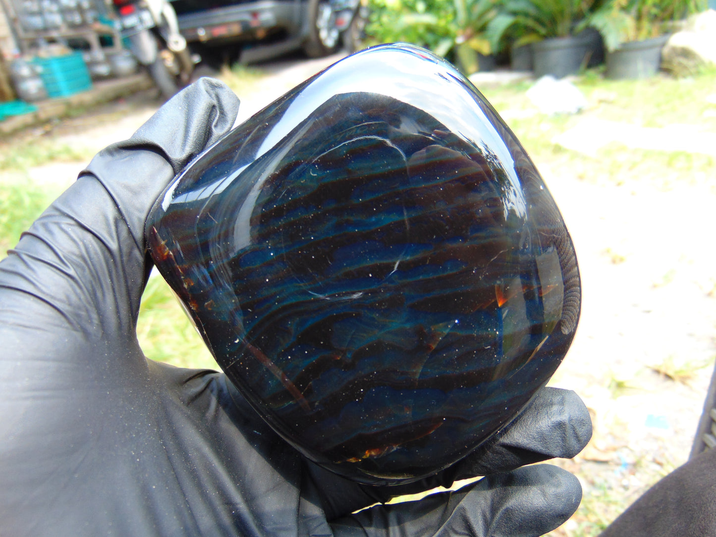 324 gr Polished Stone 83x77x66 Indonesian Blue Amber for Healing 25Y135