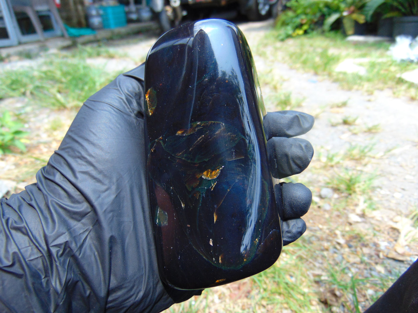 204 gram polished stone Indonesian Sumatra Green Amber for Healing 25A173