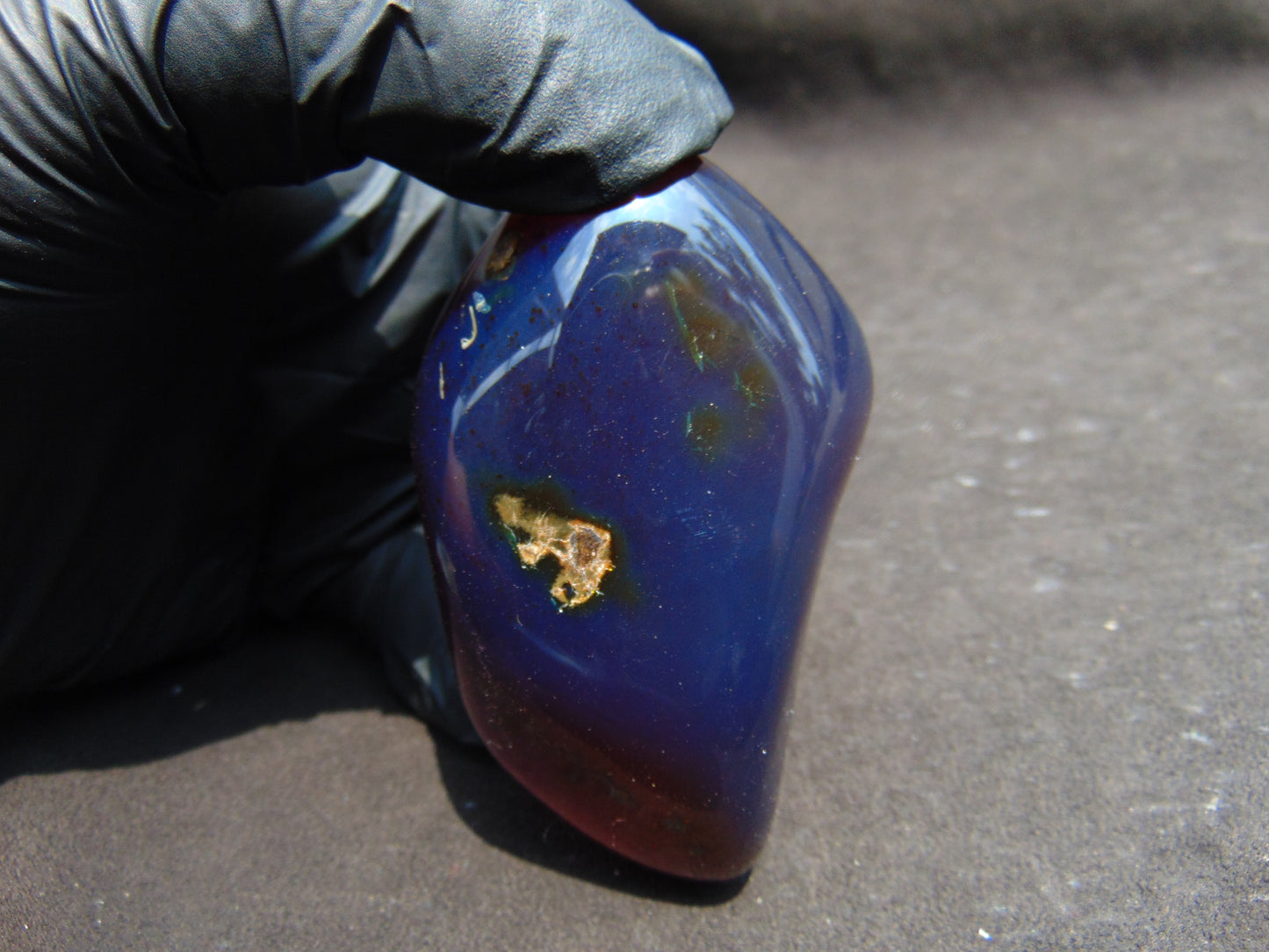 107 gr Polished Stone 86x52x49 Indonesian Blue Amber for Healing 25N138