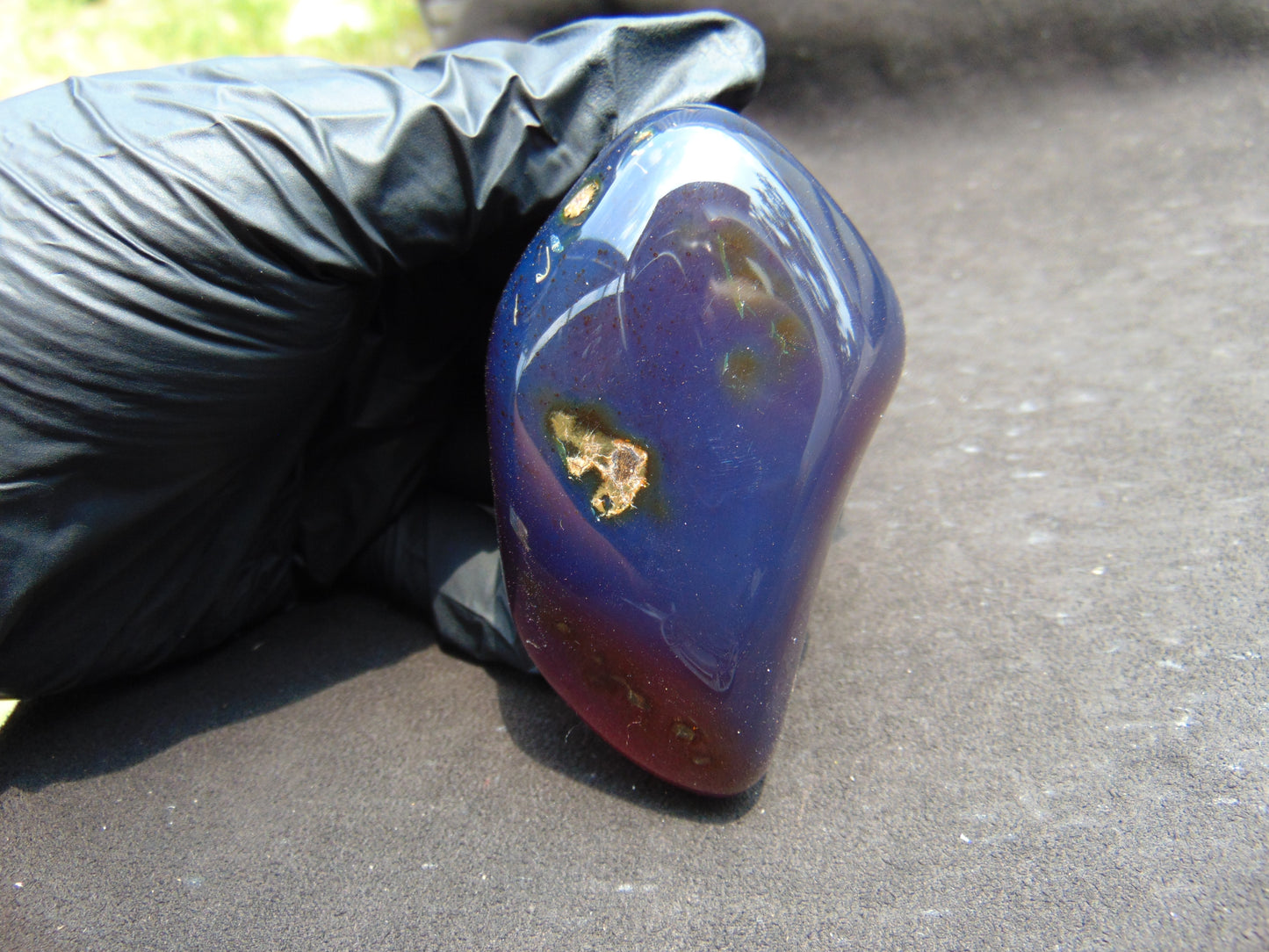 107 gr Polished Stone 86x52x49 Indonesian Blue Amber for Healing 25N138
