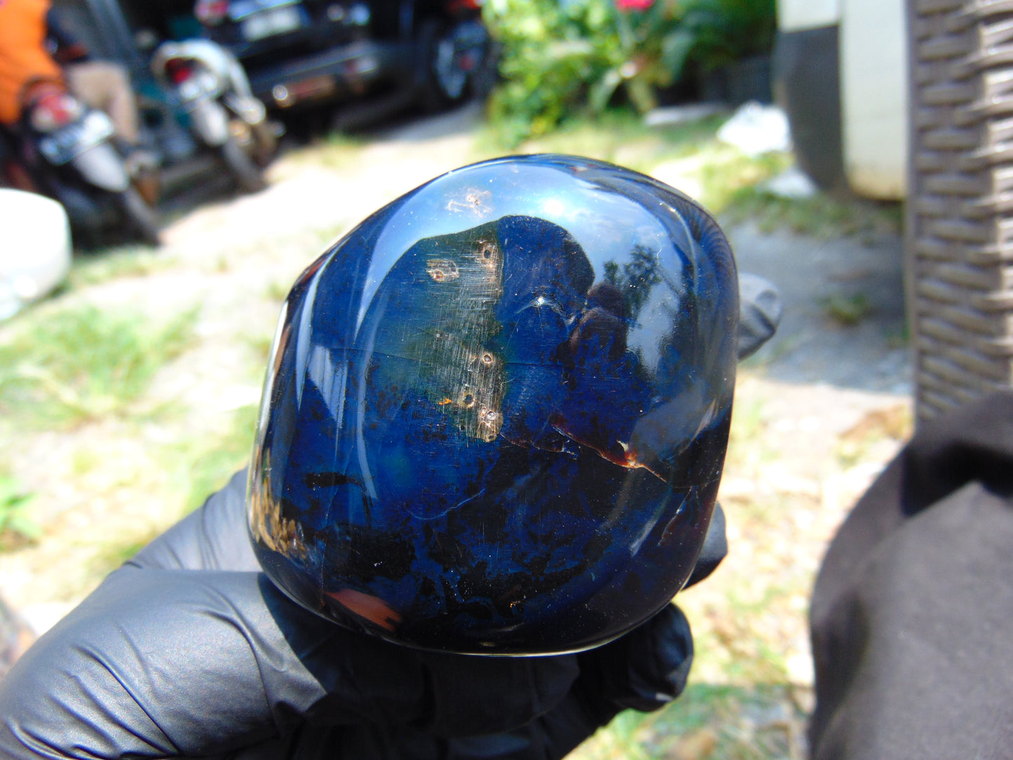 176 gr Polished Stone 74x65x58 Indonesian Blue Amber for Healing 25Y137