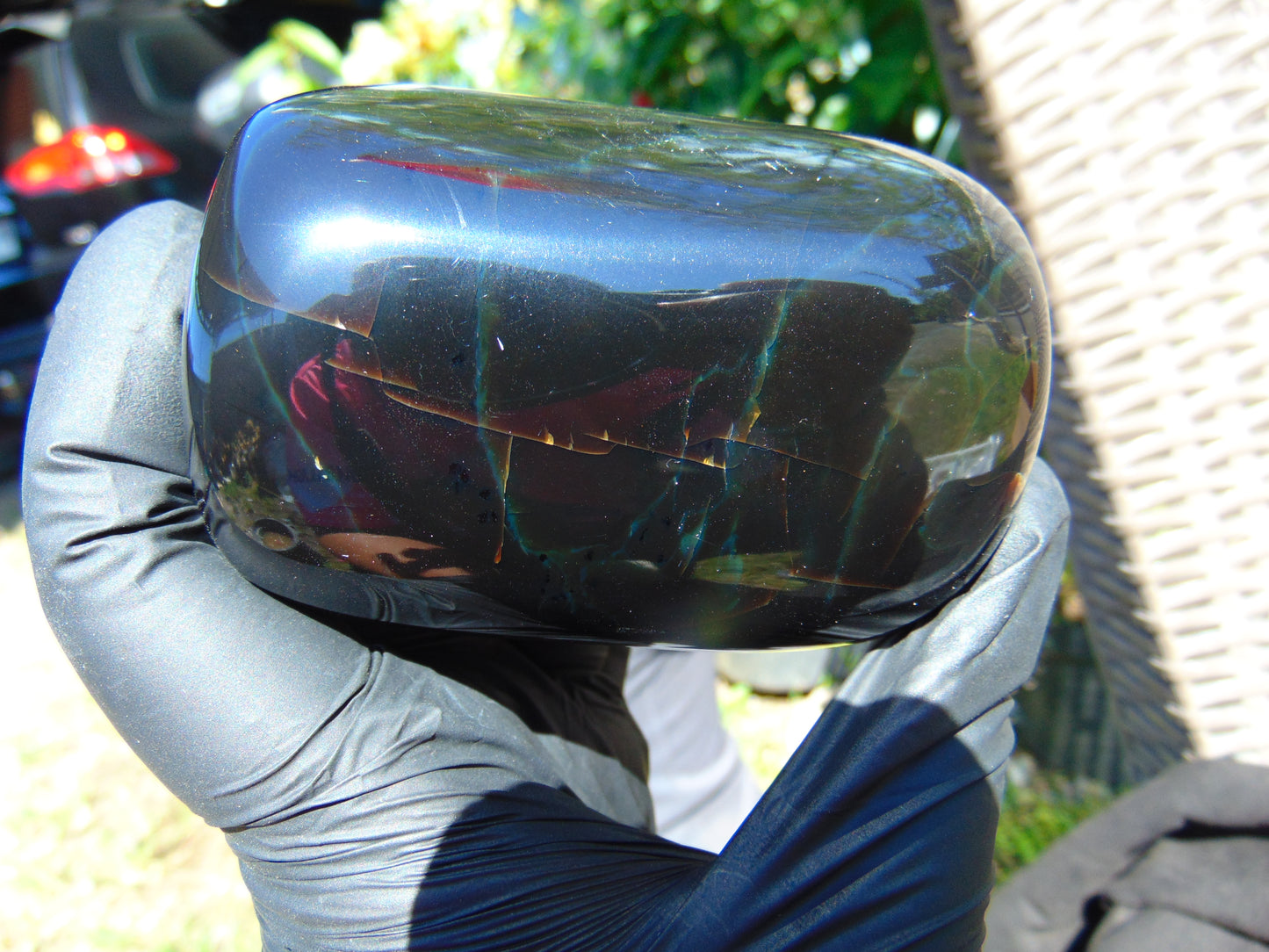 199 gram polished stone 88X58X51 Indonesian Amber for Healing 25N169