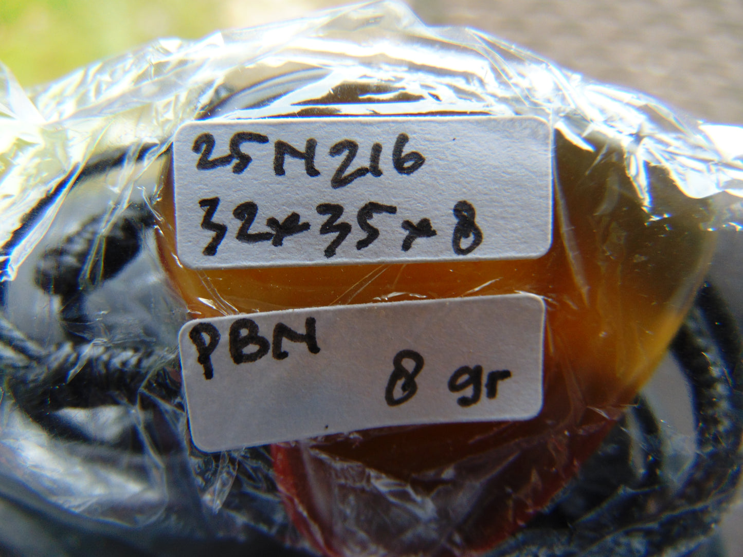 8 gr Heart Pendant Indonesian Amber for Healing 25N216