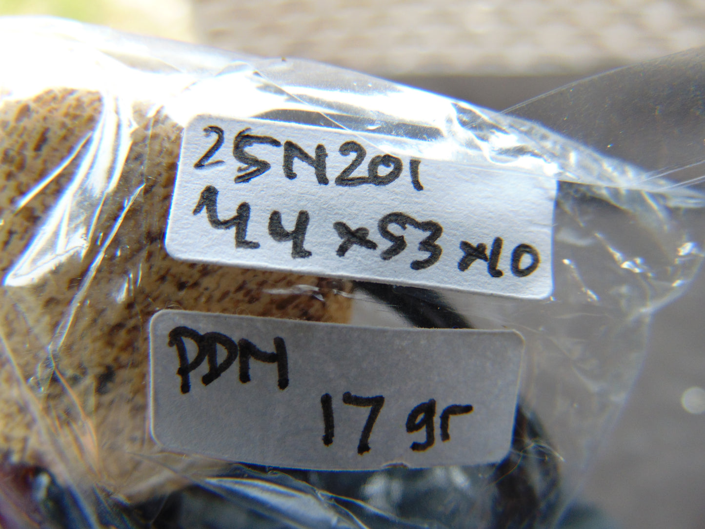 17 gr Heart Pendant Indonesian Amber for Healing 25N201