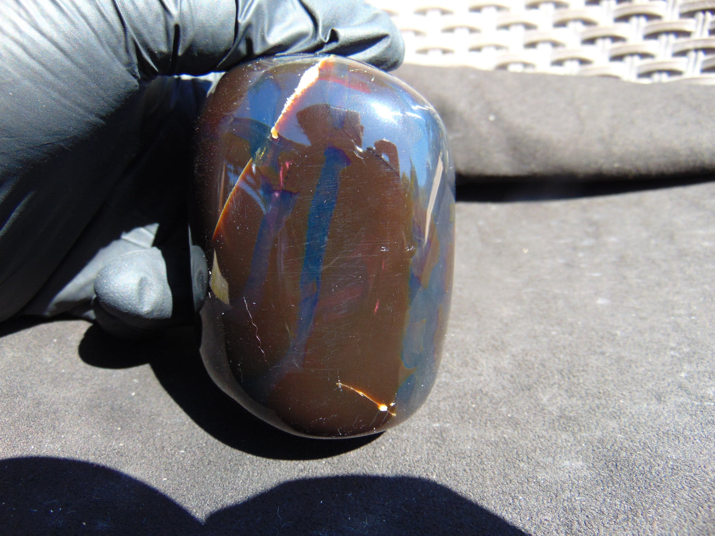 200 gr Polished Stone 82x62x57 Indonesian Blue Amber for Healing 25Y136