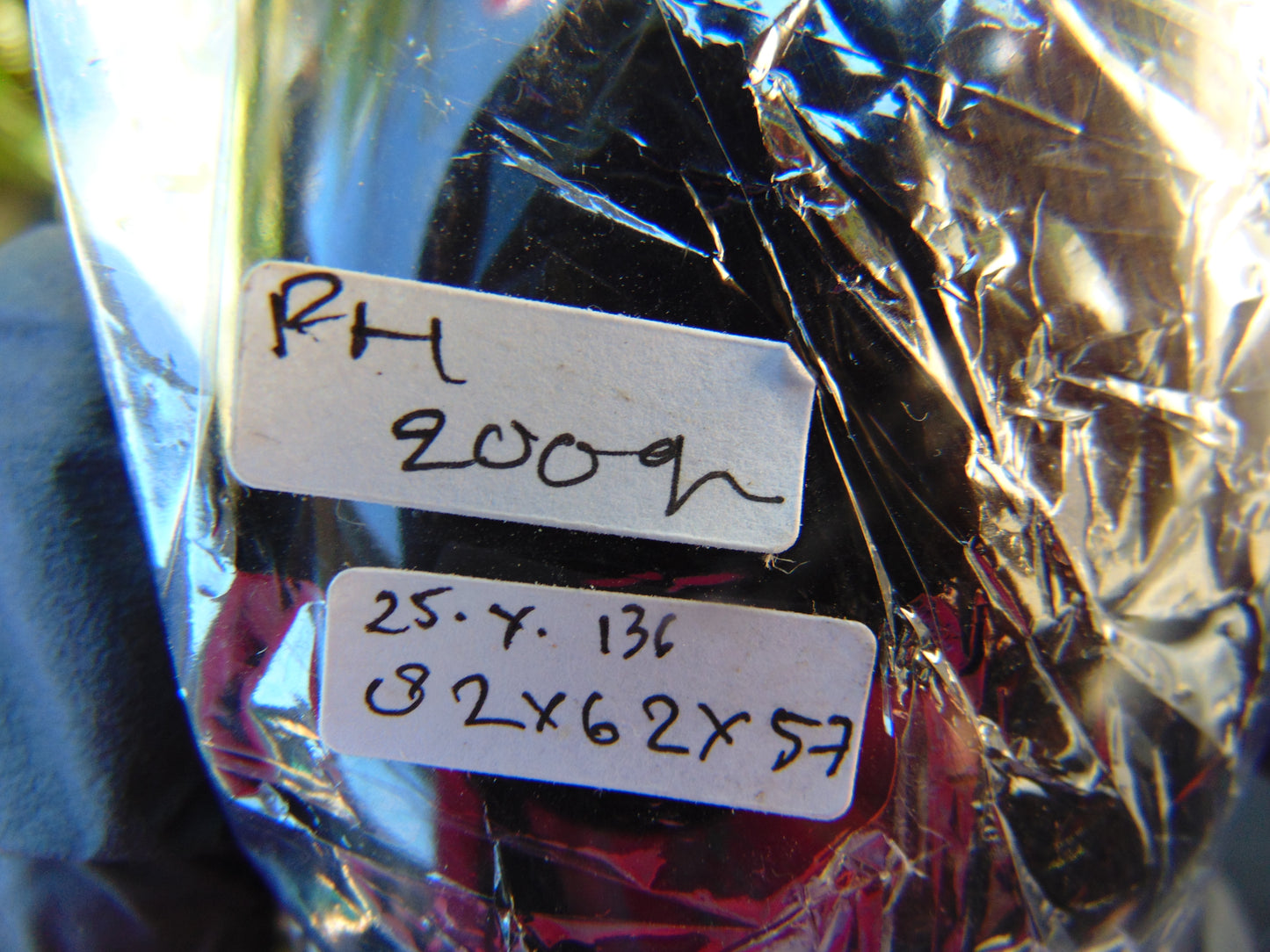 200 gr Polished Stone 82x62x57 Indonesian Blue Amber for Healing 25Y136