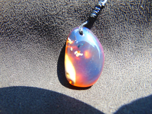 10 gr Pendant 31x21x14 mm Indonesian Blue Amber for Healing PBN58