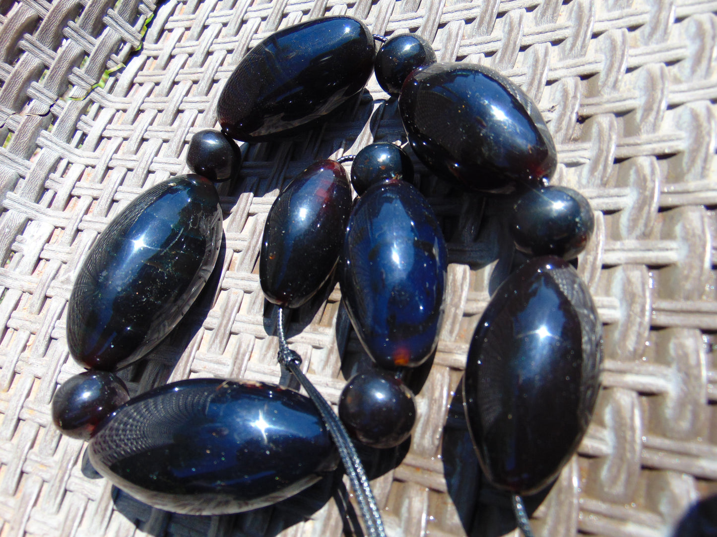 276 gr Big Necklace Beads Indonesian Cherry Red Blue Amber for Healing FR133