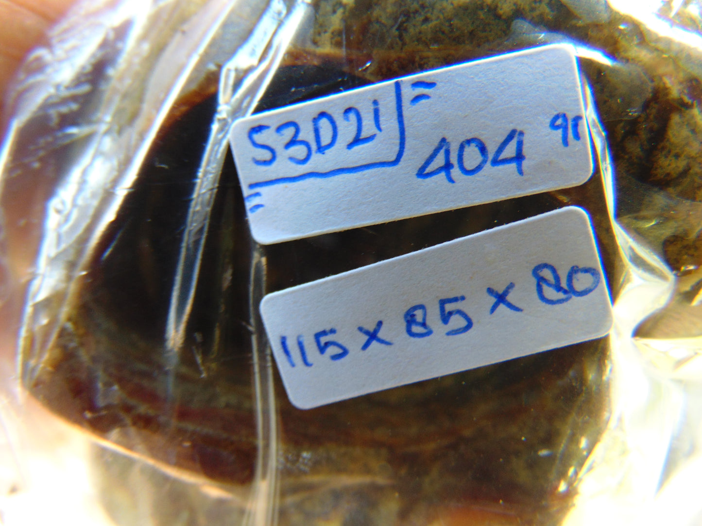 404 gr Skull carving Indonesian Amber for Healing S3D21