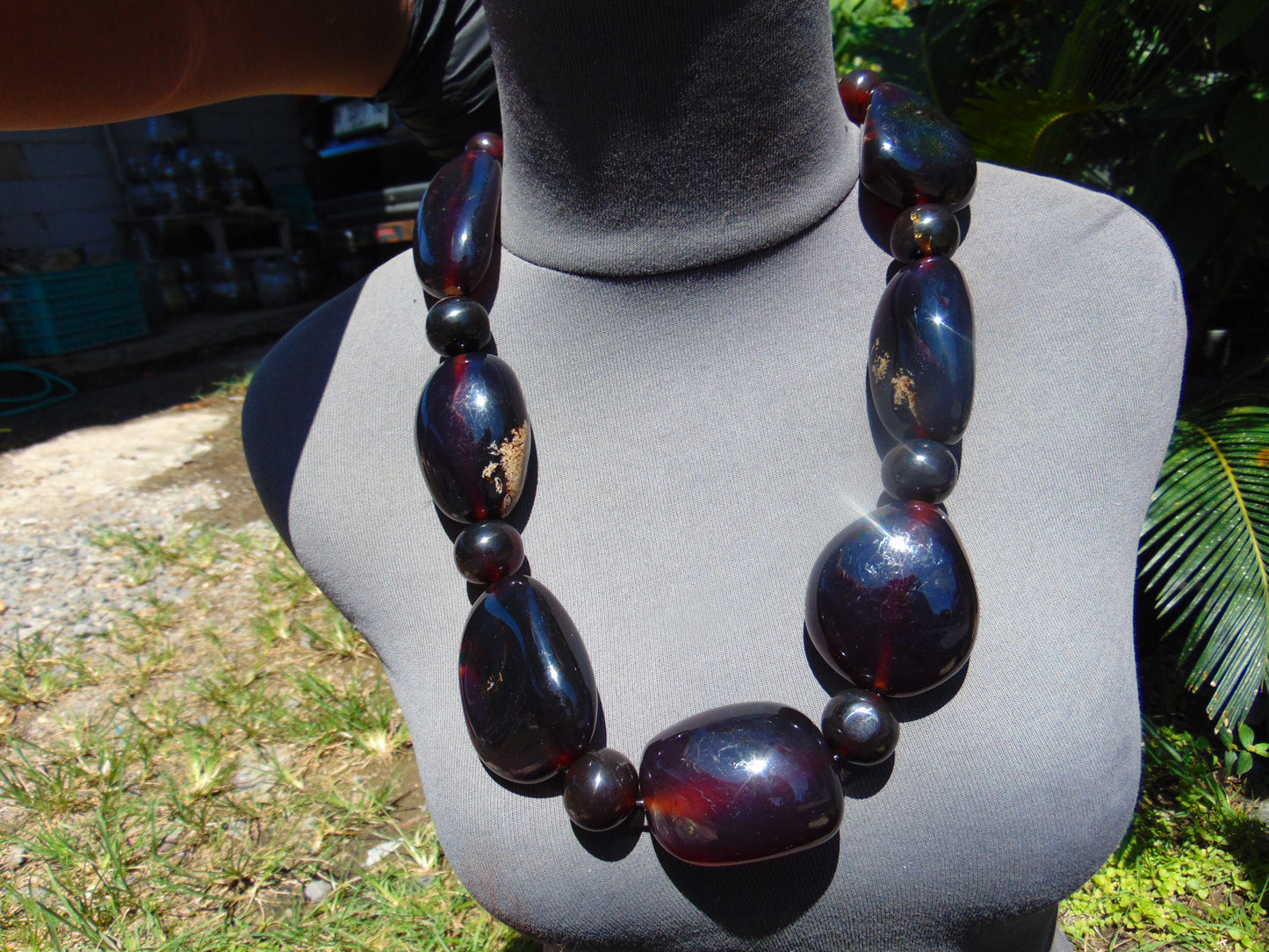 279 gr Big Necklace Indonesian Amber for Healing FR139