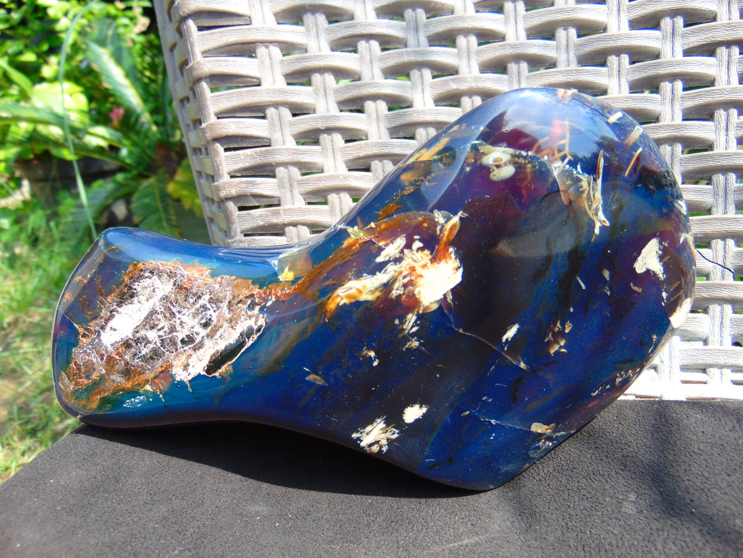 495 gr full polished 18x10x5 cm Indonesia Blue Amber AR71