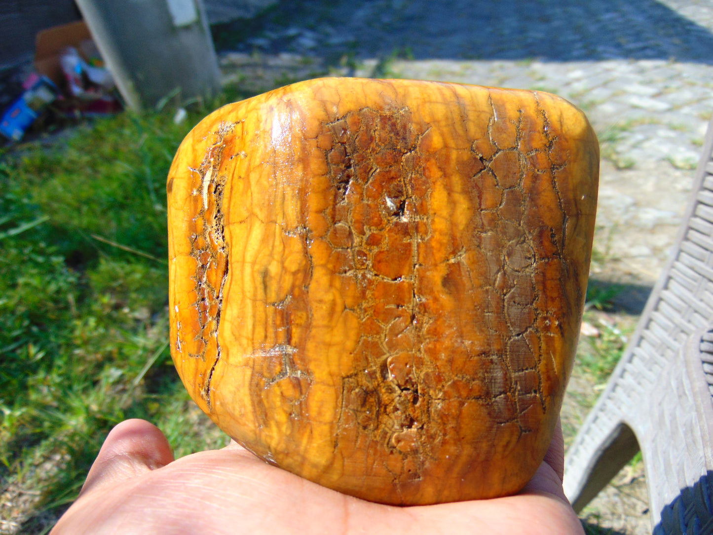 411 gram Polished Indonesia Yellow Fragrance Amber for Healing FK11