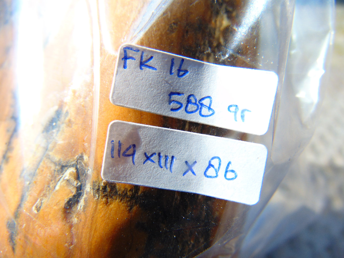 588 gram Polished Indonesia Yellow Fragrance Amber for Healing FK16
