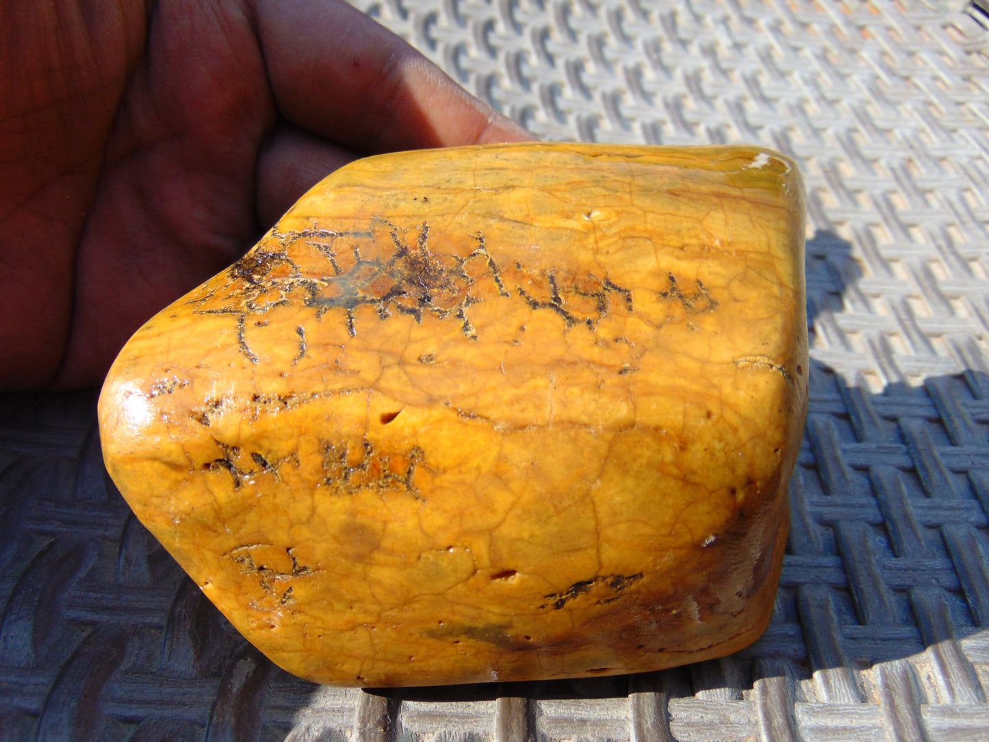 240 gram Polished Indonesia Yellow Fragrance Amber for Healing FK21