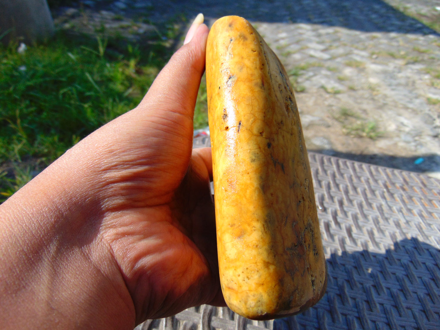 422 gram Polished Indonesia Yellow Fragrance Amber for Healing FK15