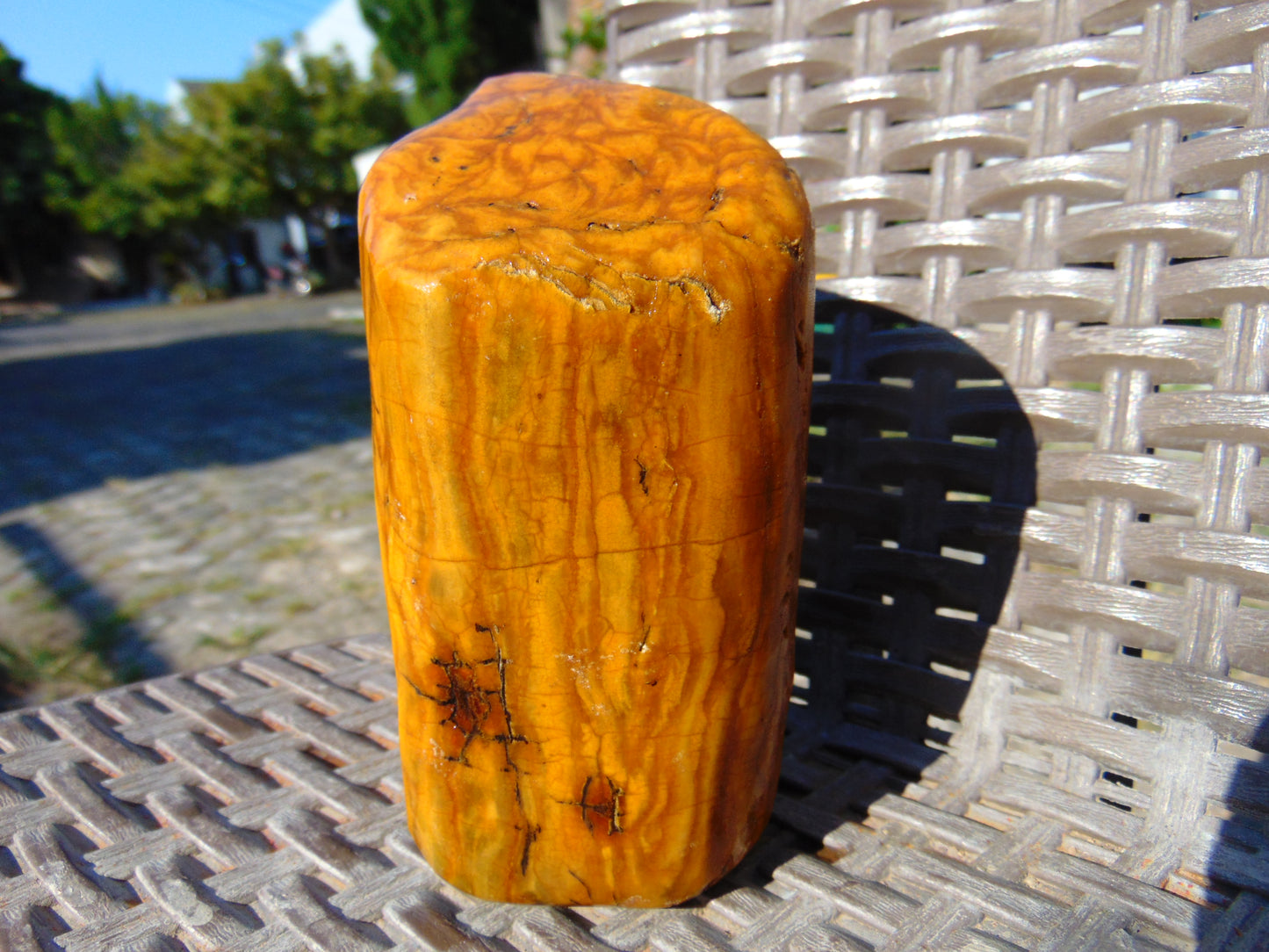 270 gram Polished Indonesia Yellow Fragrance Amber for Healing KM12