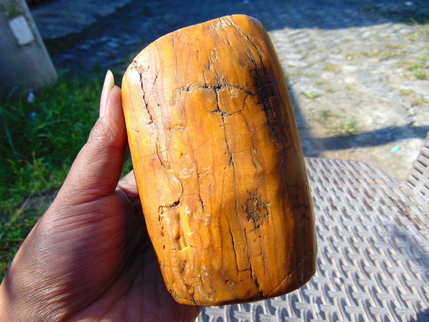 270 gram Polished Indonesia Yellow Fragrance Amber for Healing KM12