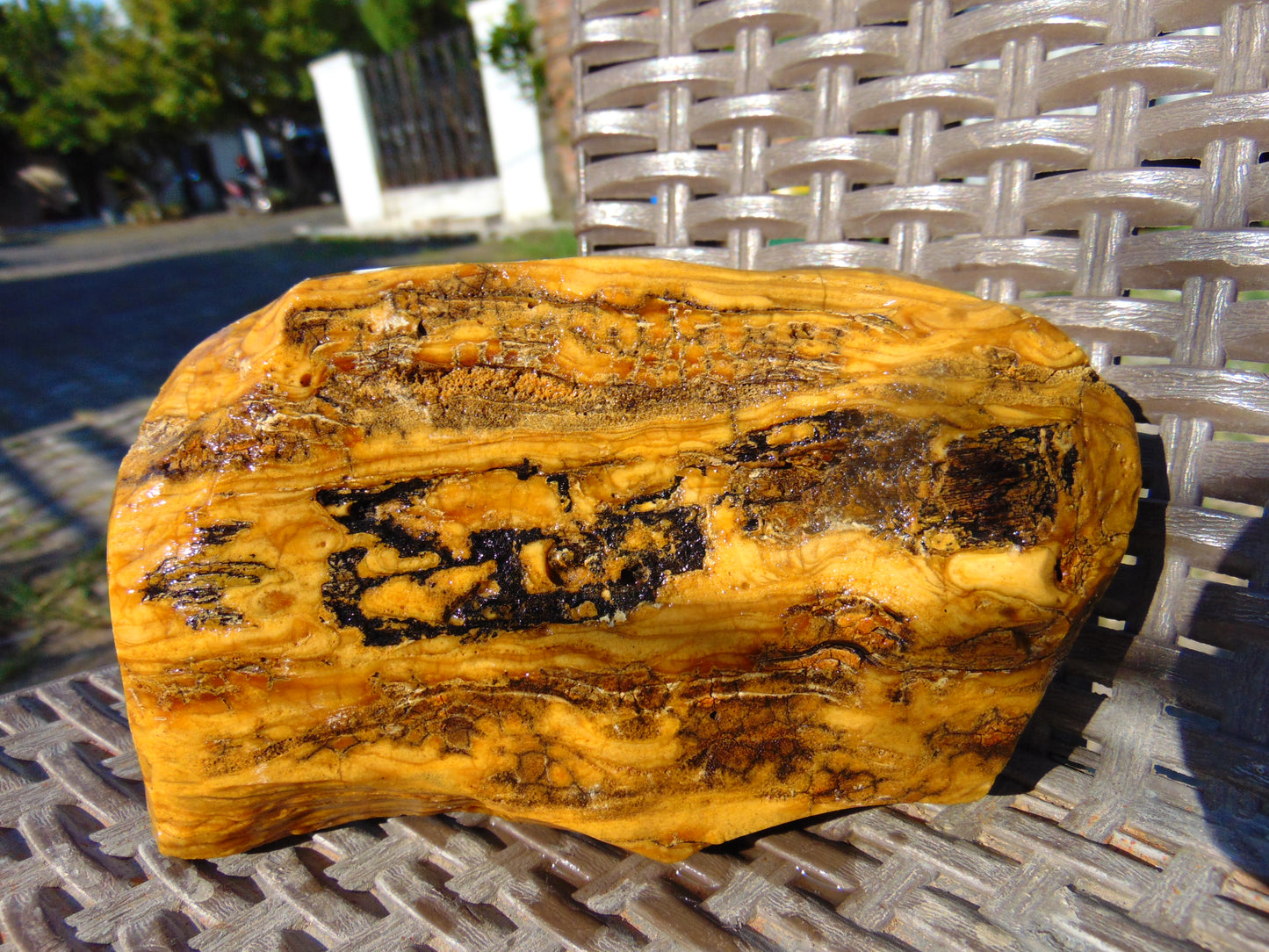 343 gram Polished Indonesia Yellow Fragrance Amber for Healing KM14