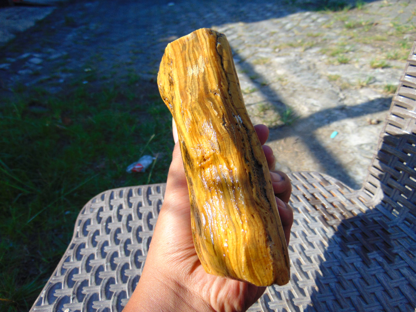 343 gram Polished Indonesia Yellow Fragrance Amber for Healing KM14