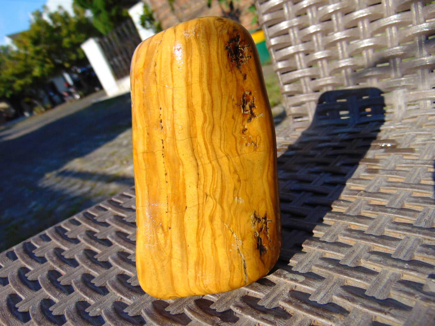 276 gram Polished Indonesia Yellow Fragrance Amber for Healing KM15
