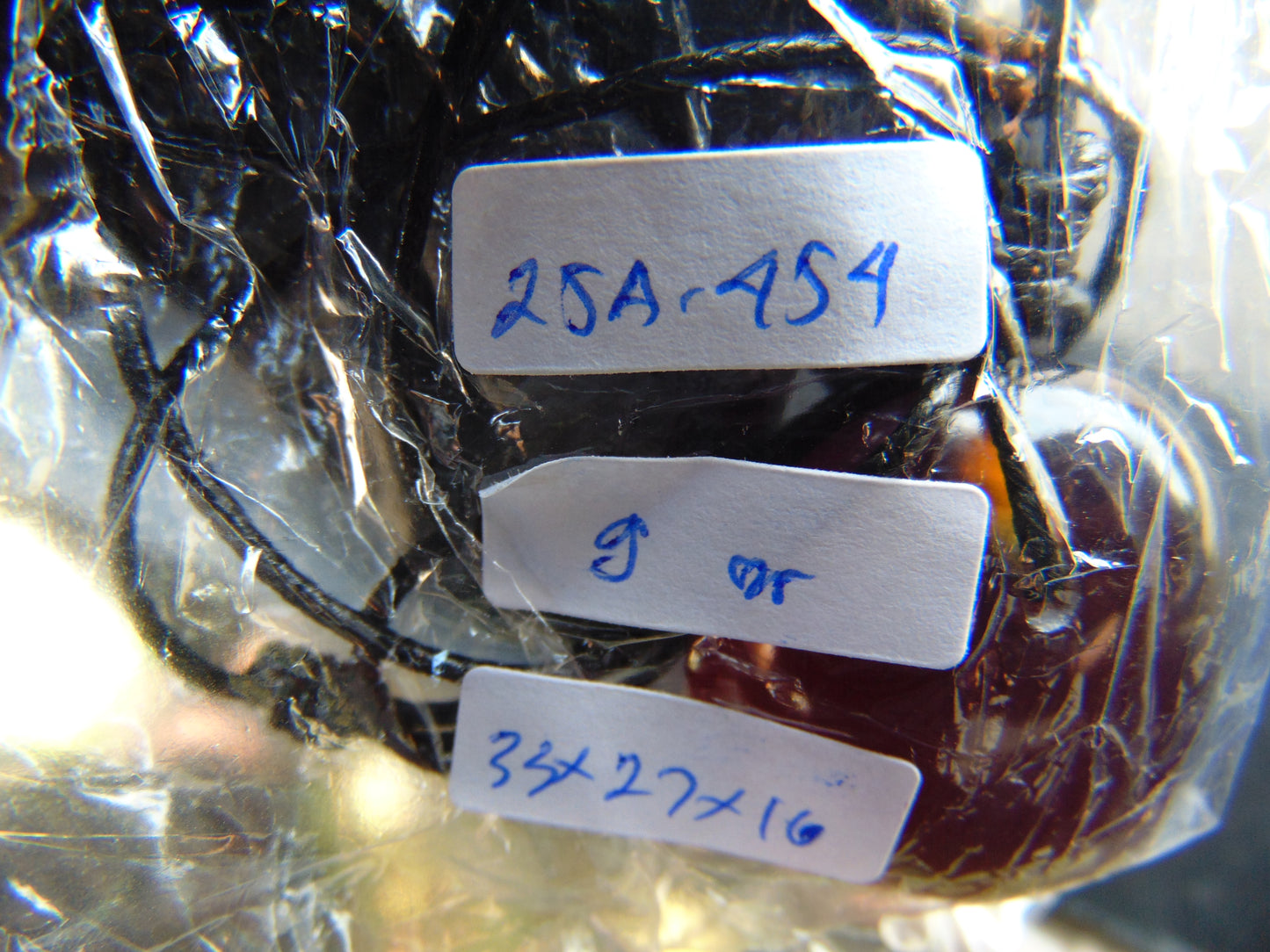 9 gr Pendant 33x27x16 mm Indonesian Blue Amber for Healing 25A454