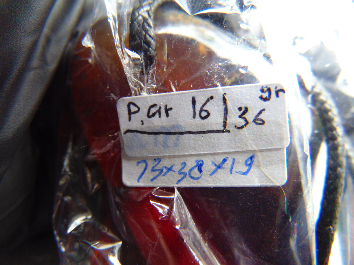 36 gr Pendant Indonesian Blue Amber for Healing PAR16