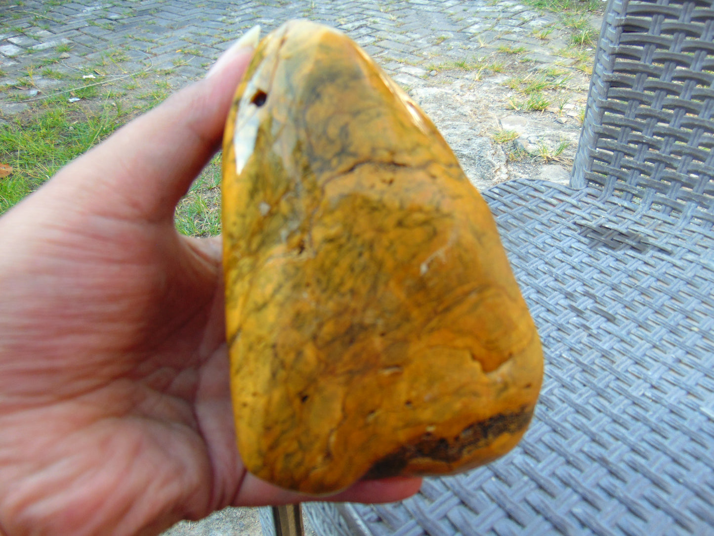 247 gram Polished Indonesia Yellow Fragrance Amber for Healing KM19