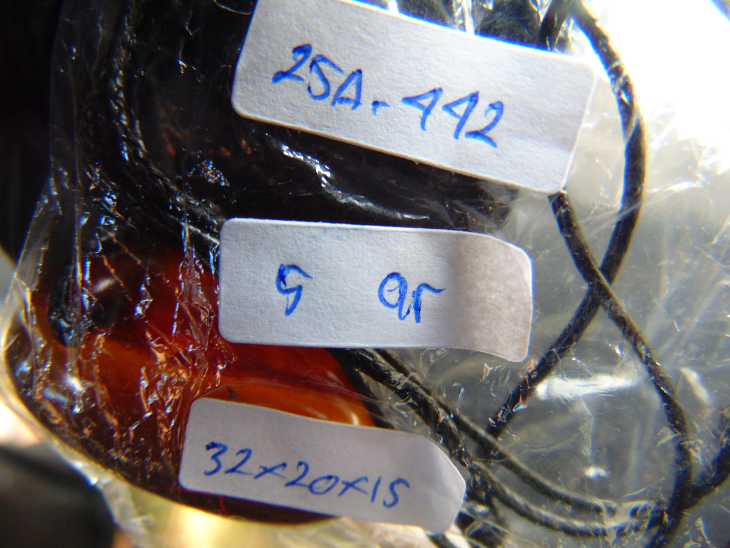 5 gr Pendant 32x20x15 mm Indonesian Red Violet Amber for Healing 25A442