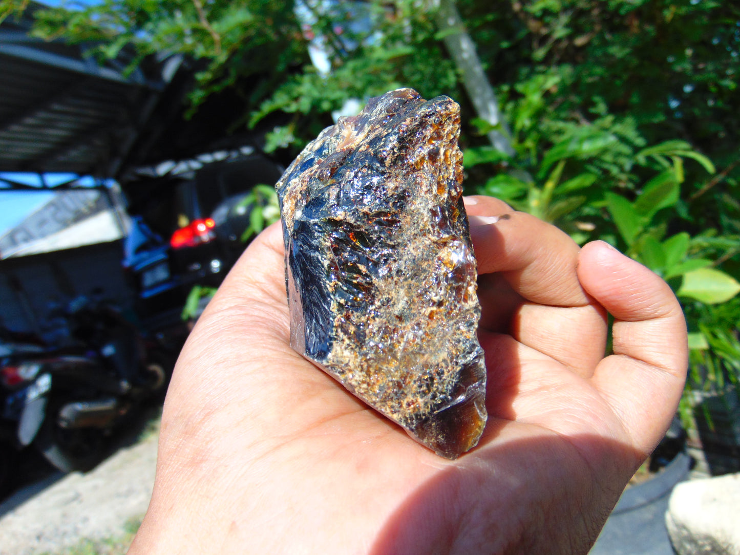 104 gram Rough Raw Indonesian Blue Amber for Healing RBM28