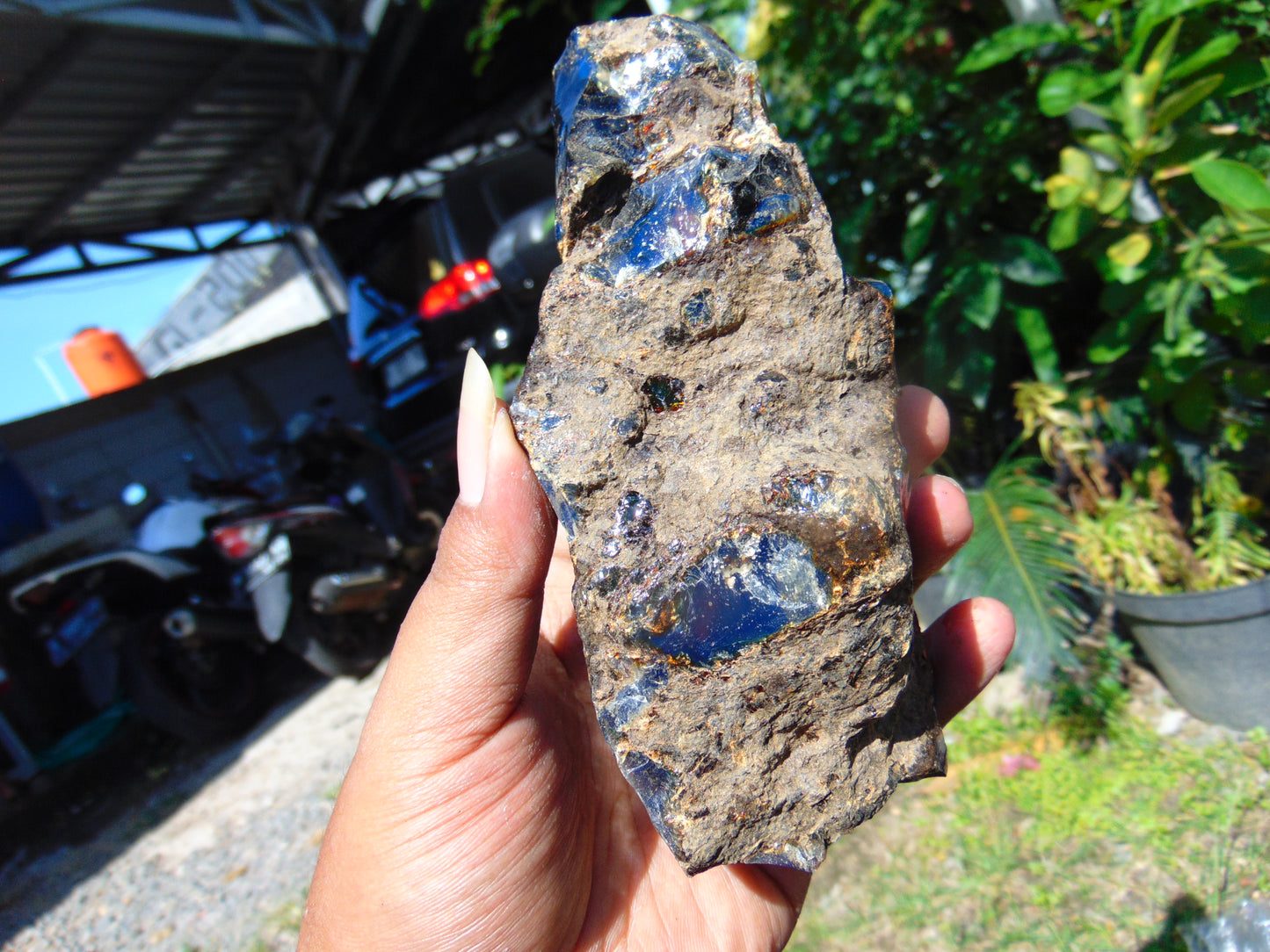 190 gram Rough Raw Indonesian Blue Amber for Healing RBM69