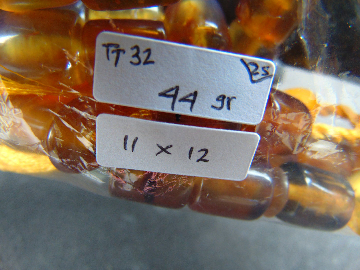 44 gr Komboloi Tasbih Rosary 33+2 Beads 11x12 mm Indonesian Yellow Bluish Amber for Healing TT32