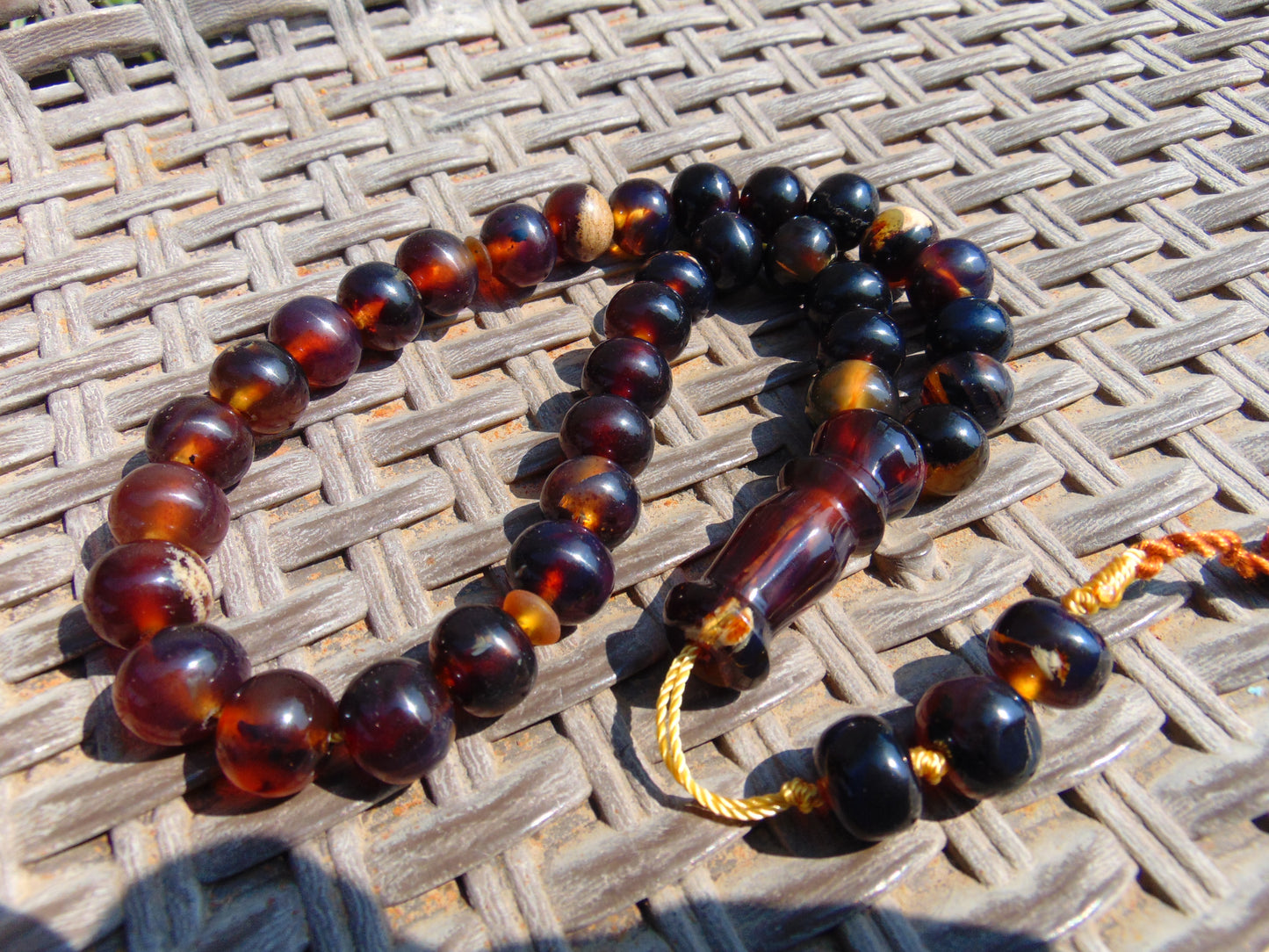 47 gr Hand Tasbih 35 Beads 12 mm Indonesian Black Blue Amber for Healing No.28