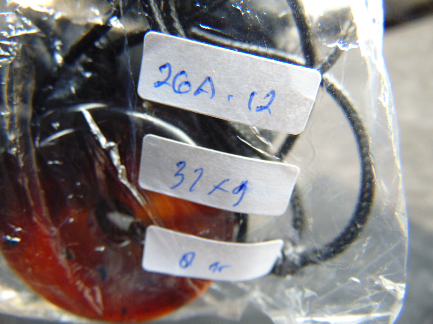 8 gr Donut Pendant Indonesian Crsytal Amber for Healing 26A12