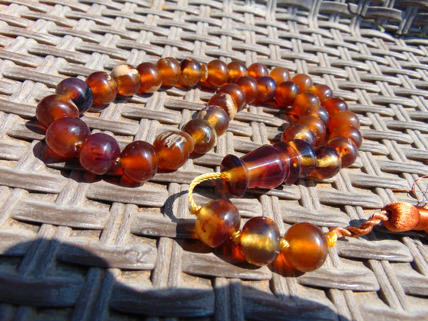 45 gr Hand Tasbih 33+3 Beads 12 mm Indonesian Yellow Red Bluish Amber for Healing No.33