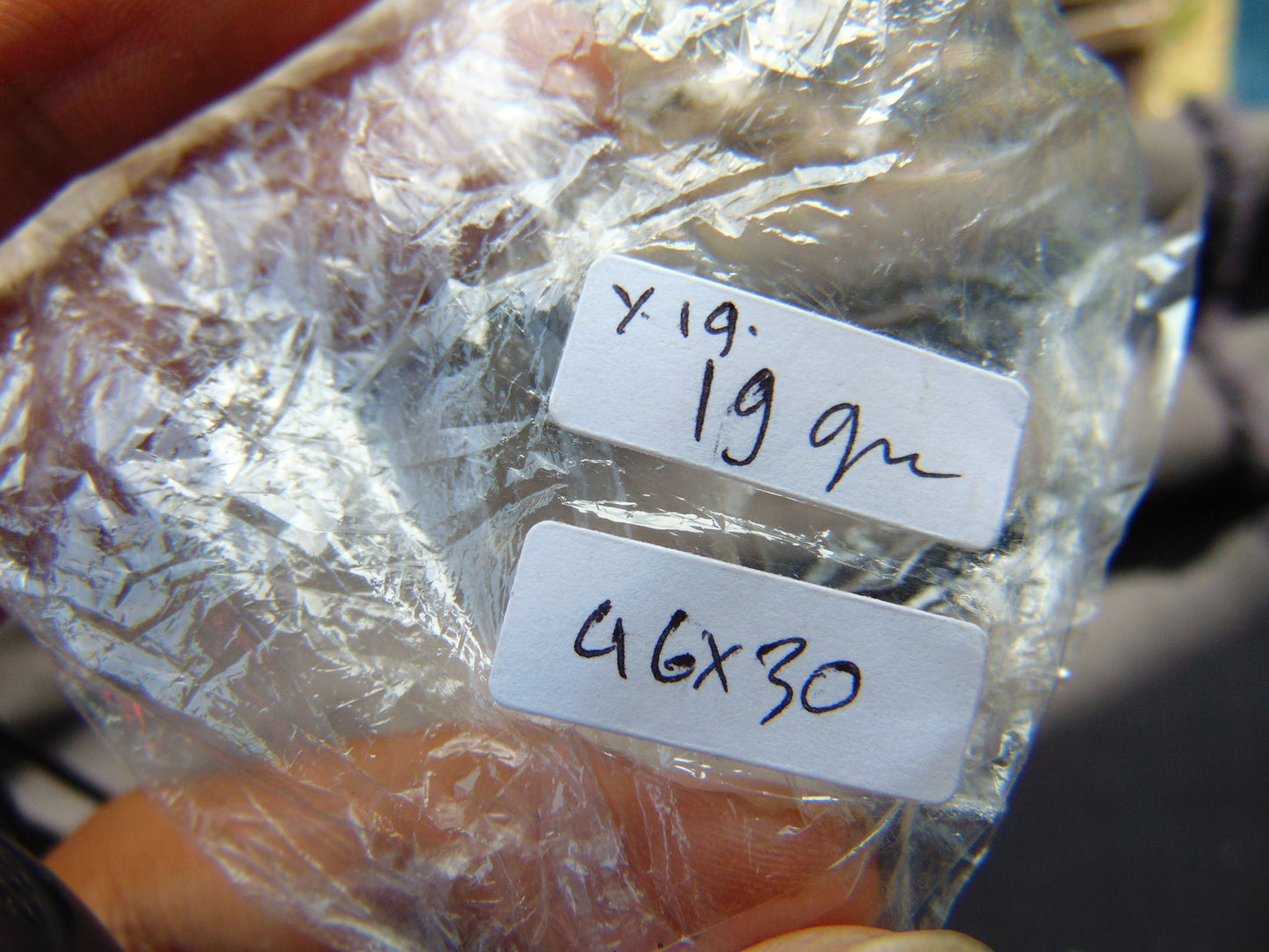 19 gr Pendant 46x30 mm Indonesian Blue Amber for Healing Y19