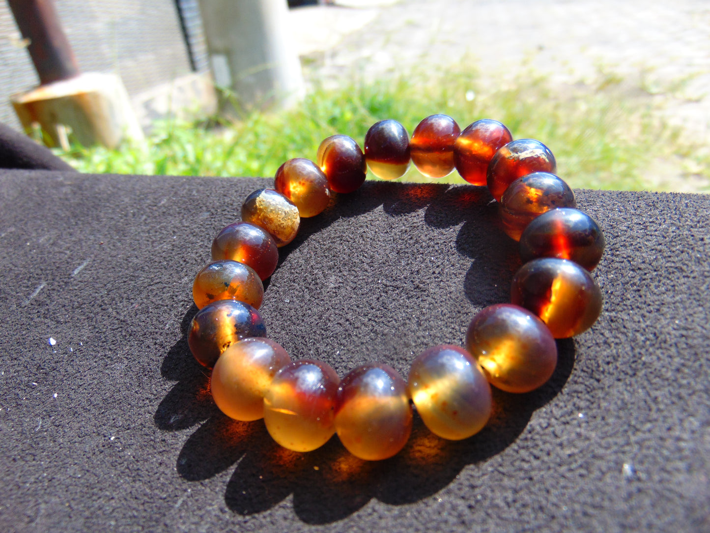 20 Gram 18 small Beads Bracelet Indonesian Yellow Blue Amber 12 mm for Healing FRB29