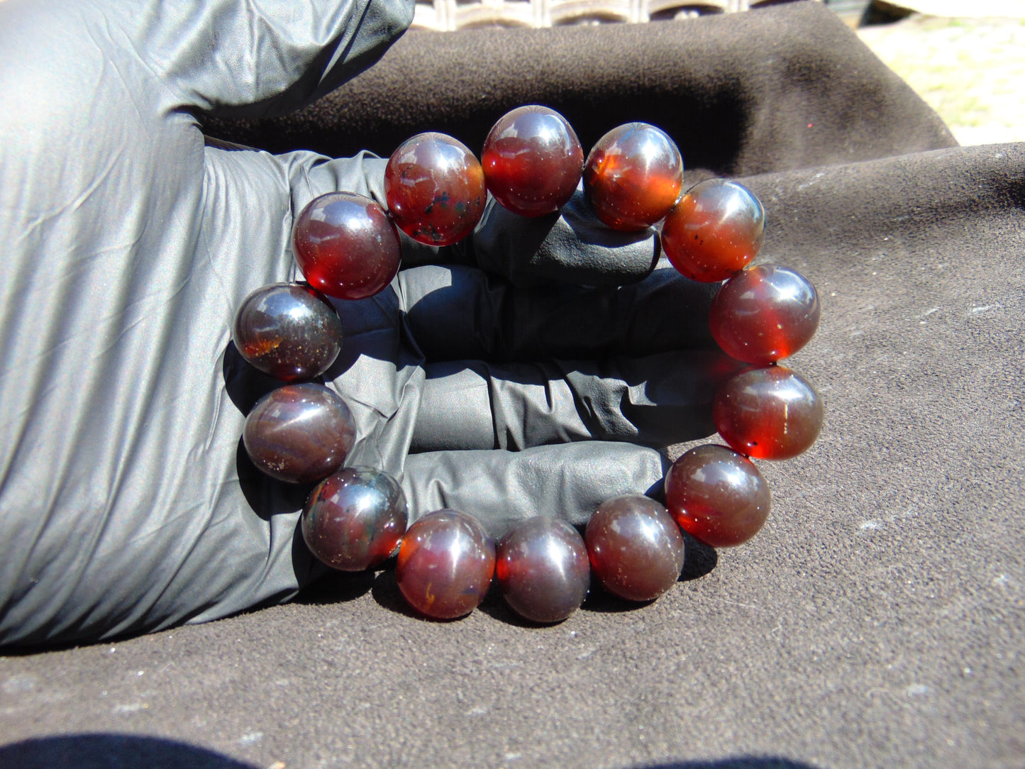 34 gram 14 Beads Mala Bracelet Indonesian Cherry Red Amber 16 mm for Healing FRB12