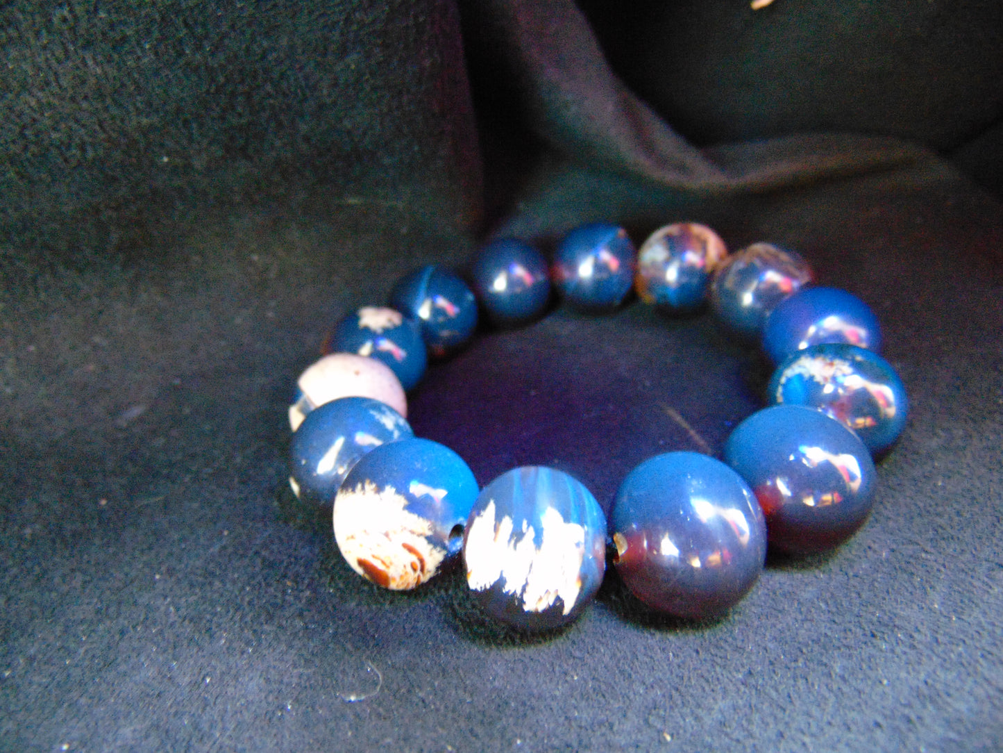 33 gram 14 Beads Mala Bracelet Indonesian White Cherry Red Amber 16 mm for Healing FRB13