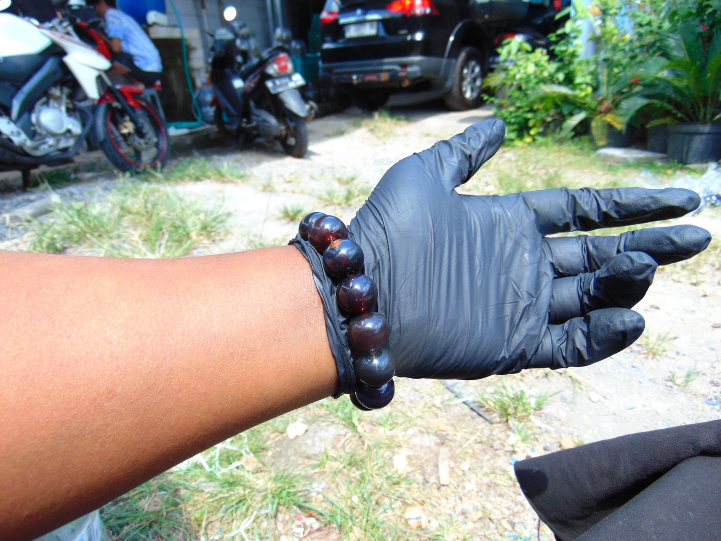 33 gram 14 Beads Mala Bracelet Indonesian Cherry Red Amber 16 mm for Healing FRB3