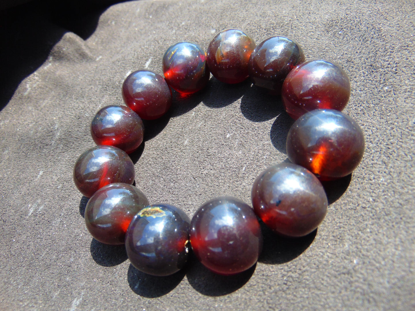 56 gram 12 Beads Mala Bracelet Indonesian Cherry Red Amber 20 mm for Healing B20M20