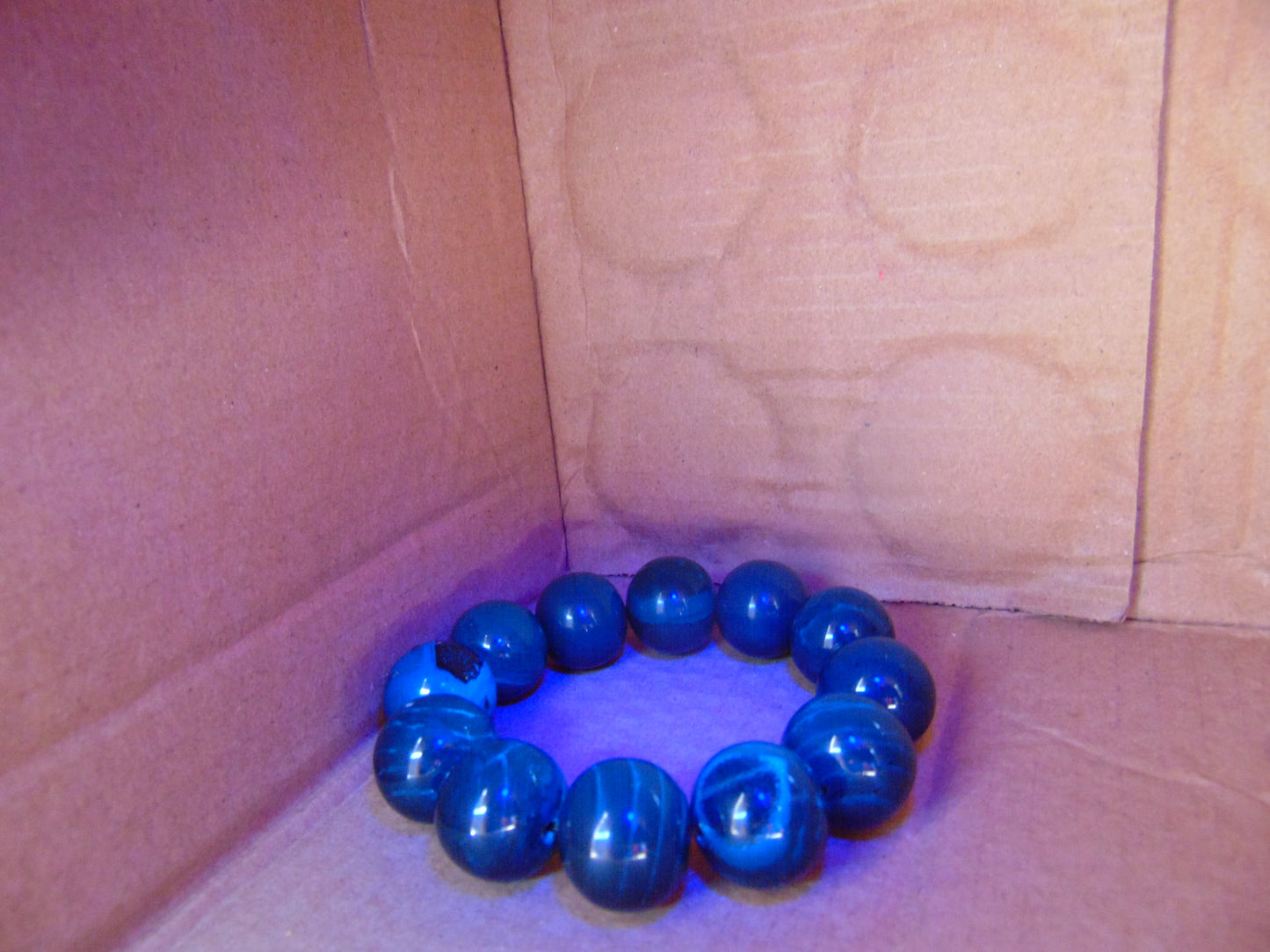 56 gram 12 Beads Mala Bracelet Indonesian Cherry Red Blue Amber 20 mm for Healing B20M21