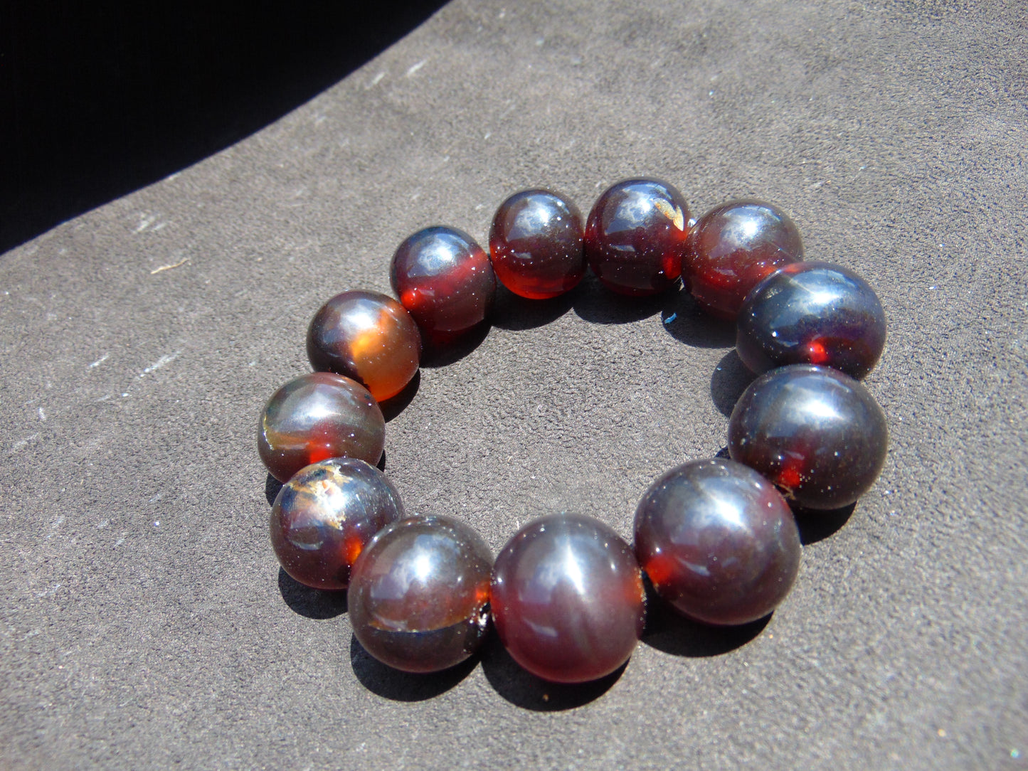 56 gram 12 Beads Mala Bracelet Indonesian Cherry Red Amber 20 mm for Healing B20M17
