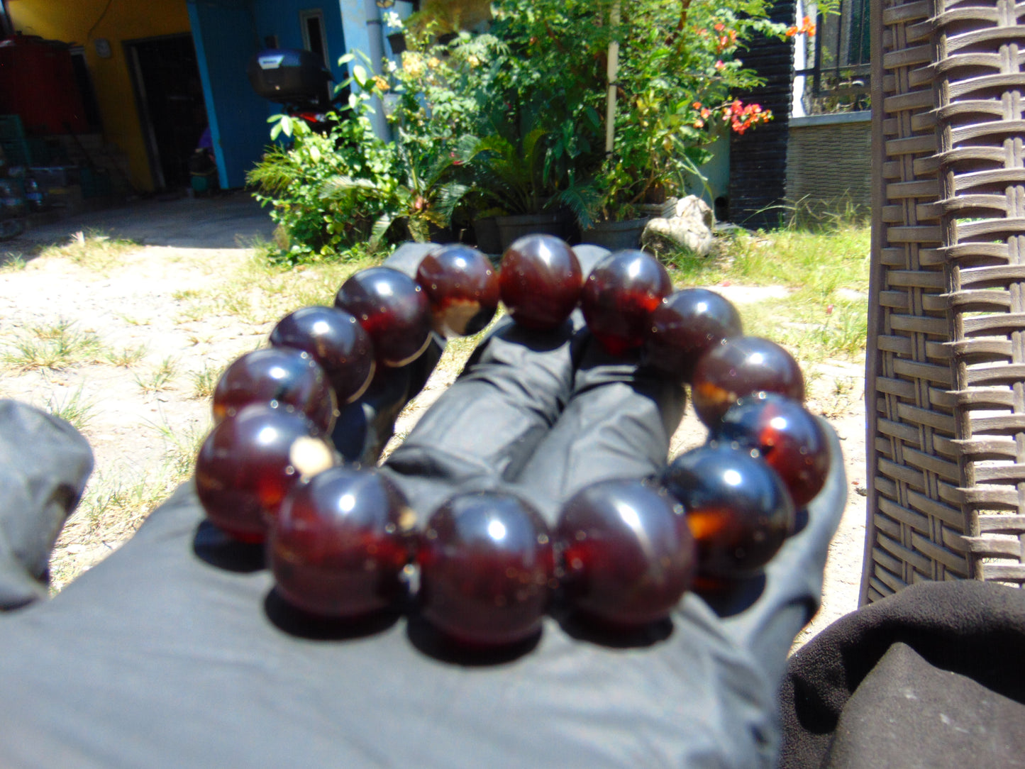 33 gram 14 Beads Mala Bracelet Indonesian Blue Red Amber 16 mm for Healing B15M3