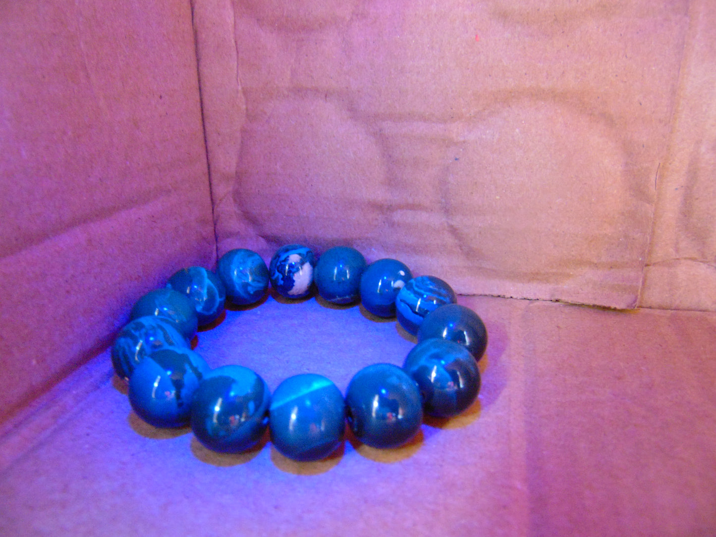 33 gram 14 Beads Mala Bracelet Indonesian Blue Red Amber 16 mm for Healing B15M3